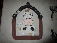 Wood Barn Decor w/Animals (Wall Hanger)