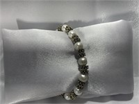 14k Bead & 8.5mm Pearl Bracelet