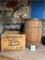 Wood Barrel & Crate