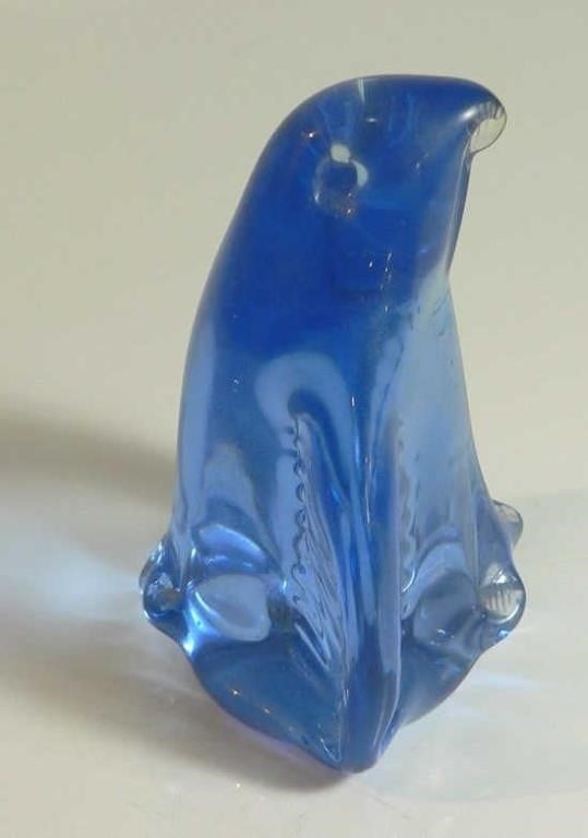 BLUE GLASS PENGUIN FIGURINE