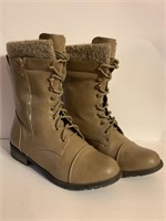 Taupe Lace up Boots Women’s 9