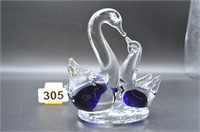 Art glass swan figurine