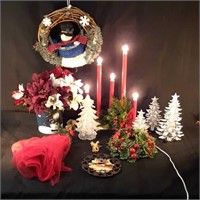 Beautiful Christmas decoration lot! Includes