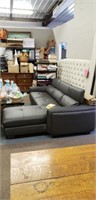 Leather sectional (display)