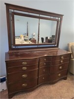 Bassett 9 drawer mahogany dresser with mirror