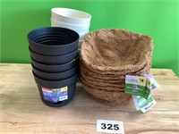 Small Bottom Watering Planters and Coco Liners