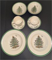 Spode Christmas Plate Set