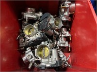 (16) GM 55561495  fuel injection throttle bodies