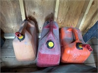 GAS CANS LOT