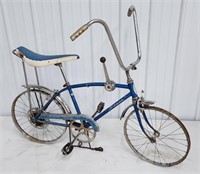 Vintage Schwinn Sting-Ray Fastback 5-Speed Bike /