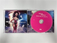 Autograph COA Nicki Minaj CD