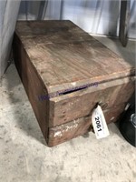 Wood box w/ 2 drawers, 9.5 x 16 x 7.5" tall