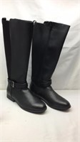 E2) NEW, WOMENS BOOTS, SIZE 9 1/2, brand new in