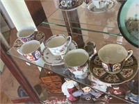 One of a Kind Presentation Tea & Saucers