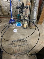 Wire Plant Stand