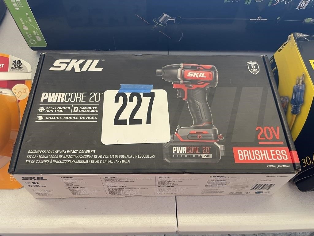 SKIL 20V 1/4" IMPACT DRILL W/ BATTERY & CHARGER