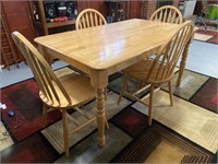 Pine Dining Table with 4 Chairs