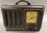 Vintage Fada Bakelite Radio