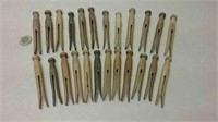 24 Vintage Wooden Clothespins