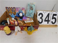 Flat w/ Aladdin Figures