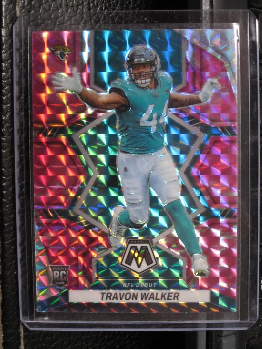 2022 MOSAIC TRAVON WALKER PINK CAMO RC