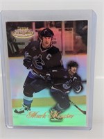 Mark Messier 1999 Topps Gold Label card 6