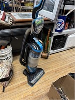 BISSELL POWERGLIDE - PET VAC