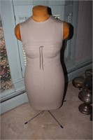Dress form mannequin