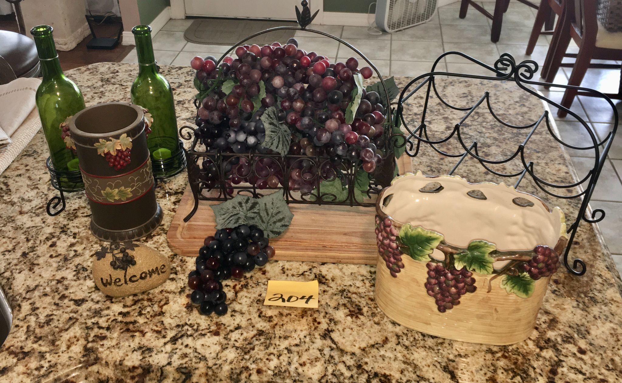 Wine Bottle & Grapes Lot
