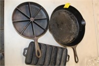 3pc Cast Iron; cornbread skillet, Griswold 716c