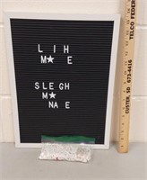Letter board sign 16x12 w/letters
