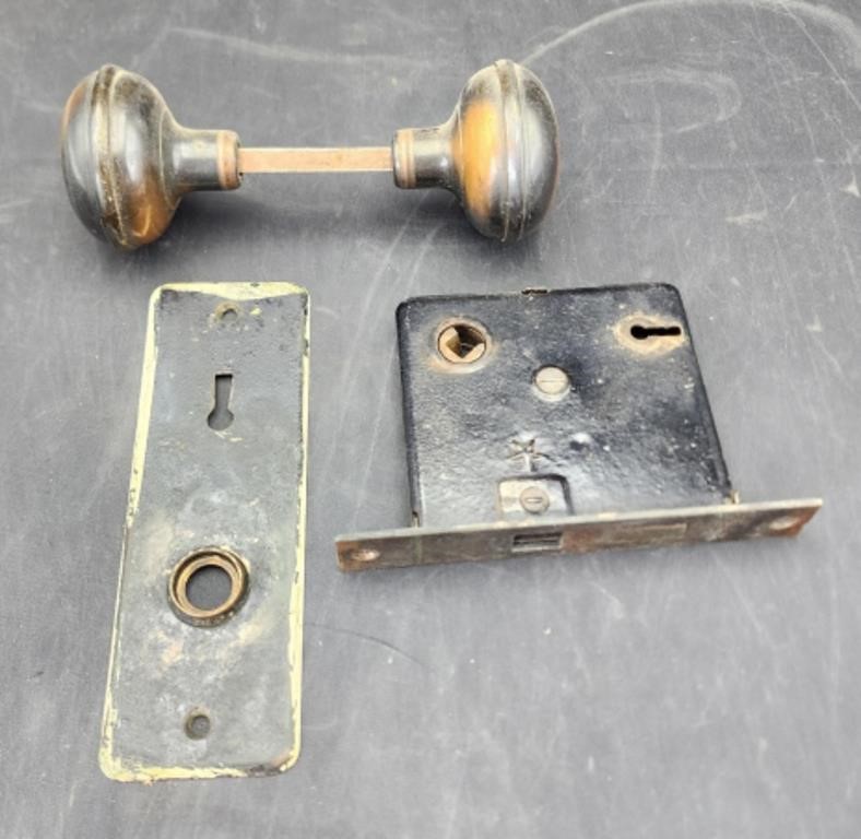 Door Knob & Plate