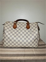 Louis Vuitton speedy 30 handbag