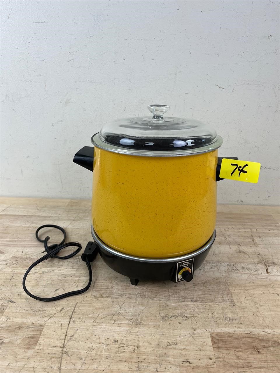 Vintage West Bend Crock Pot