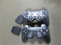 2 pack of game controllers