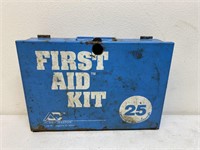 Metal first aid kit cabinet