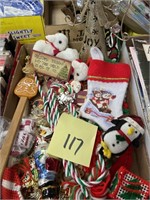 CHRISTMAS DECOR LOT 2