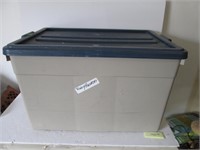 PLASTIC STORAGE BIN