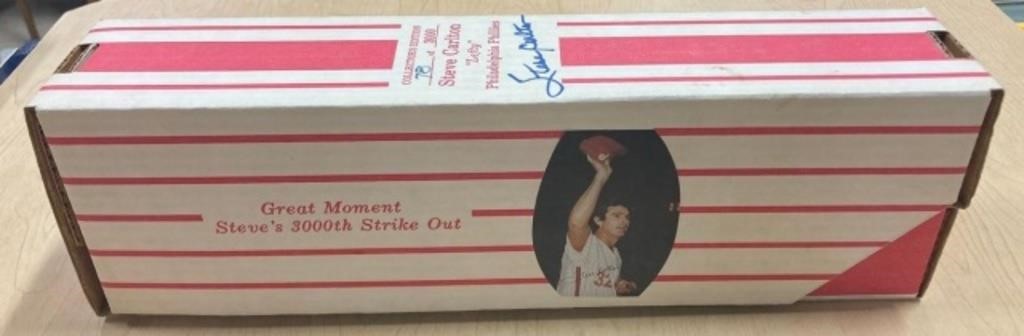 STEVE CARLTON AUTOGRAPH BOX