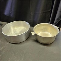 Round Deep Cake Pan & aluminum decorative bowl