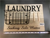 Laundry sign decor