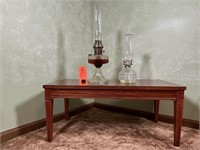 Mersman Coffee Table with 2 glass oil lamps