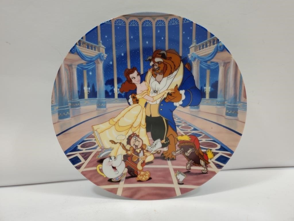Walt Disney Plate Sleeping Beauty