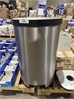 Kohler SS Garbage Can, step lid, missing the step