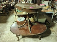 Mahogany drum table w/ drawer 26x24, coffee table