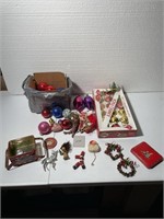 Vintage Christmas tems LOT