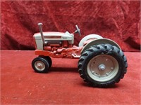 Ertl Ford 901 Select O speed. Tractor toy.