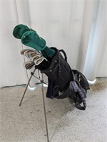 Golf Clubs w/ Golf Bag