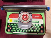 CAPITAL TOY TYPEWRITER