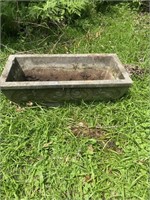 Rectangular concrete planter